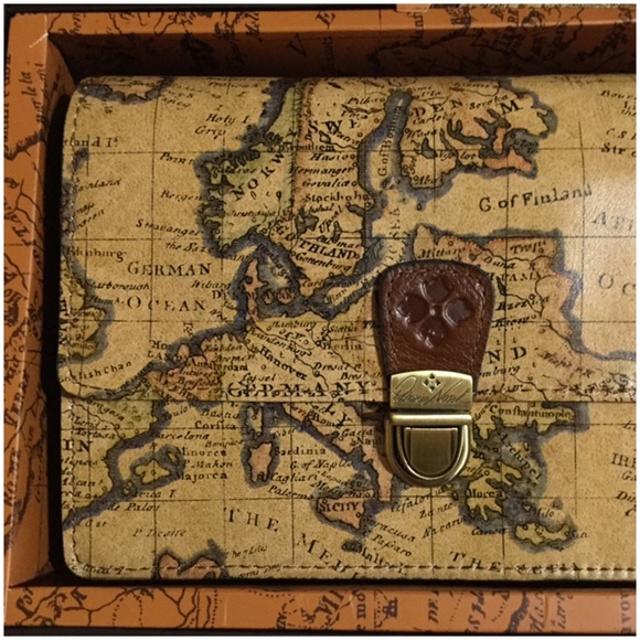 Patricia Nash LOCRI Map Print LEATHER crossbody / over shoulder purse & wallet - Picture 2 of 16